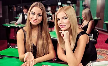 Hình ảnh thể hiện sự hợp tác và tầm nhìn chiến lược của ev99 casino link